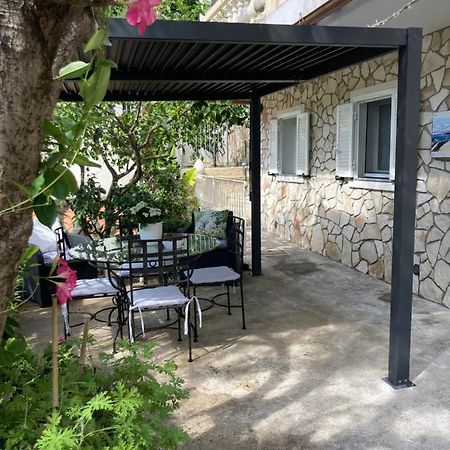 Studio Villa La Cigale Avec Grande Terrasse Menton Exterior photo